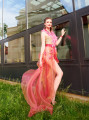 Komplet body & sukně "PINK FUR" P259ab - elastické body s aplikací z růžové ECO kožešiny s kamínky , vel. XS - L, sukně z organzy, pošité ECO kožešinou a okvět.lístky (lze doplnit spodničkou), vel. XS - XL