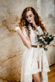 Svatební set "BOHO" - šaty bez zad P281 a závoj přes ramena z přír. hedvábí a kameny P64, vel. XS-M
